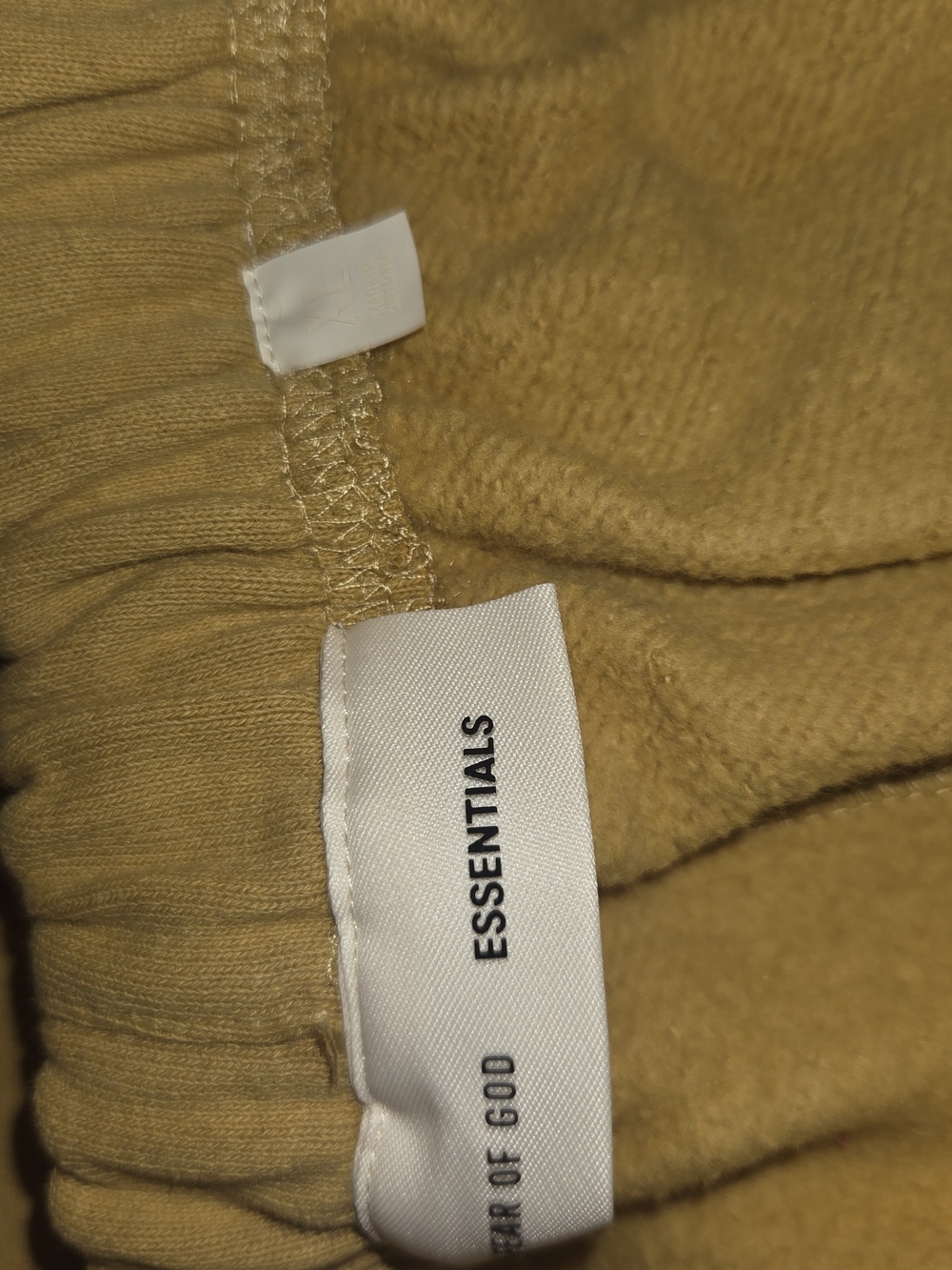 ESSENTIALS Xl Shorts